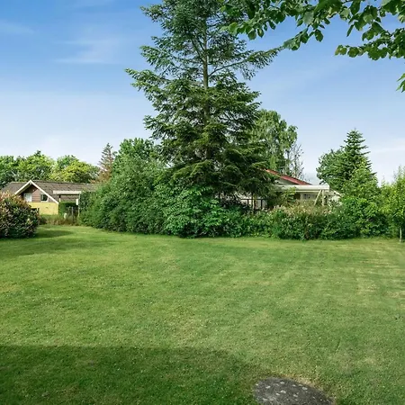 Juditha - 400m From The Sea By Interhome