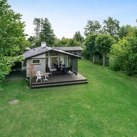 Juditha - 400m From The Sea By Interhome Middelfart